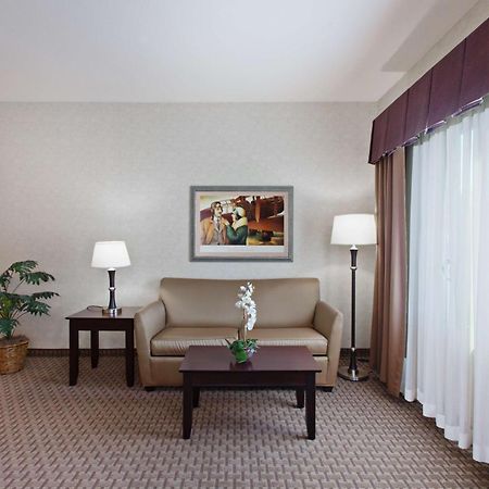 Hampton Inn & Suites Oakland Airport-Аламеда Екстер'єр фото
