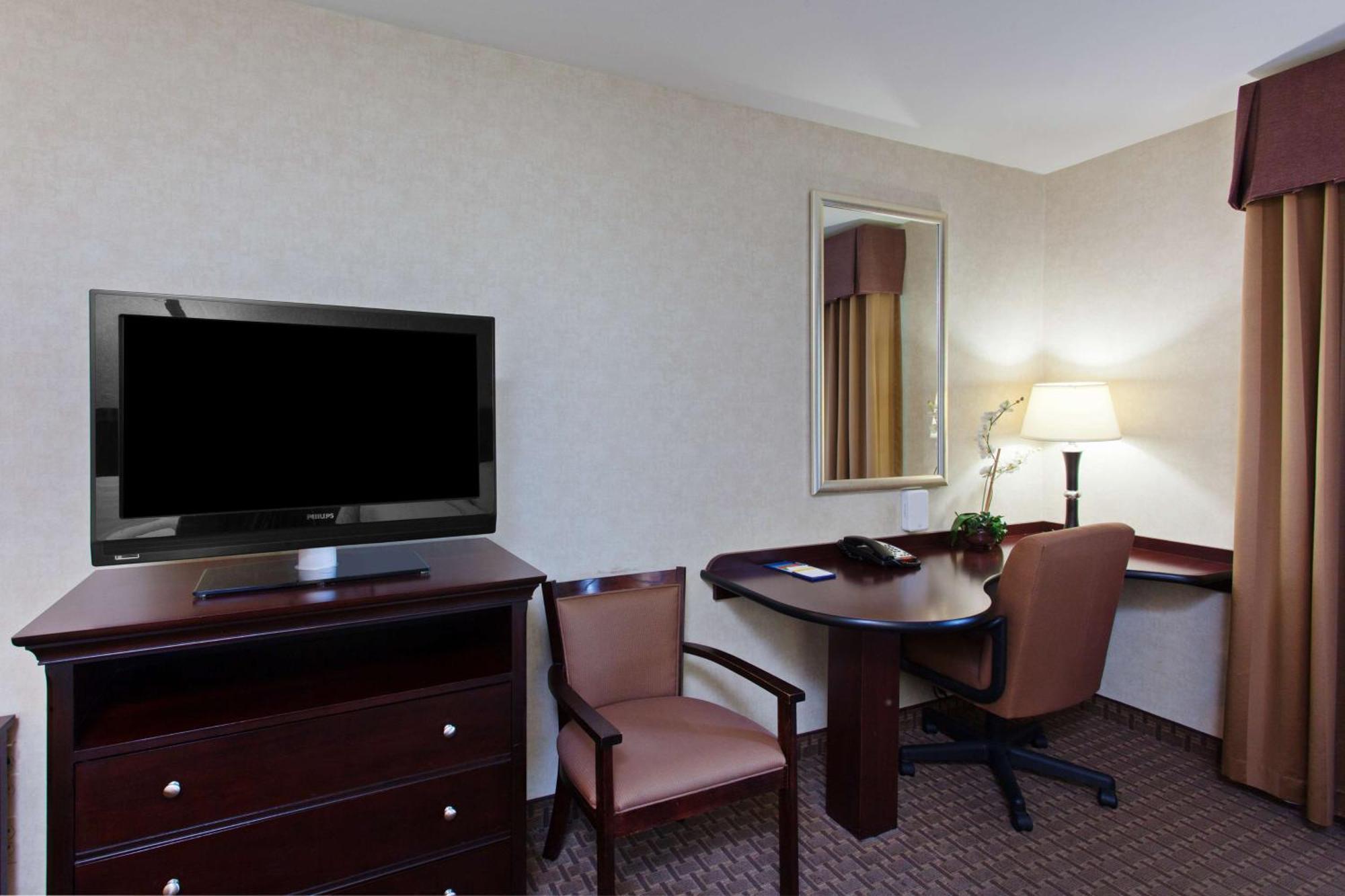 Hampton Inn & Suites Oakland Airport-Аламеда Екстер'єр фото