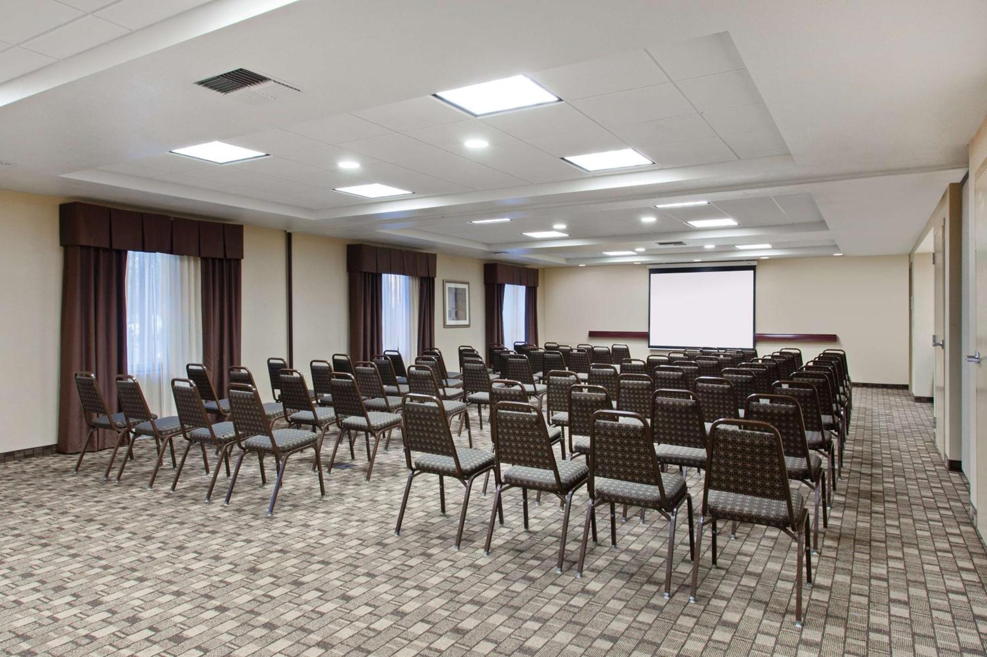 Hampton Inn & Suites Oakland Airport-Аламеда Екстер'єр фото