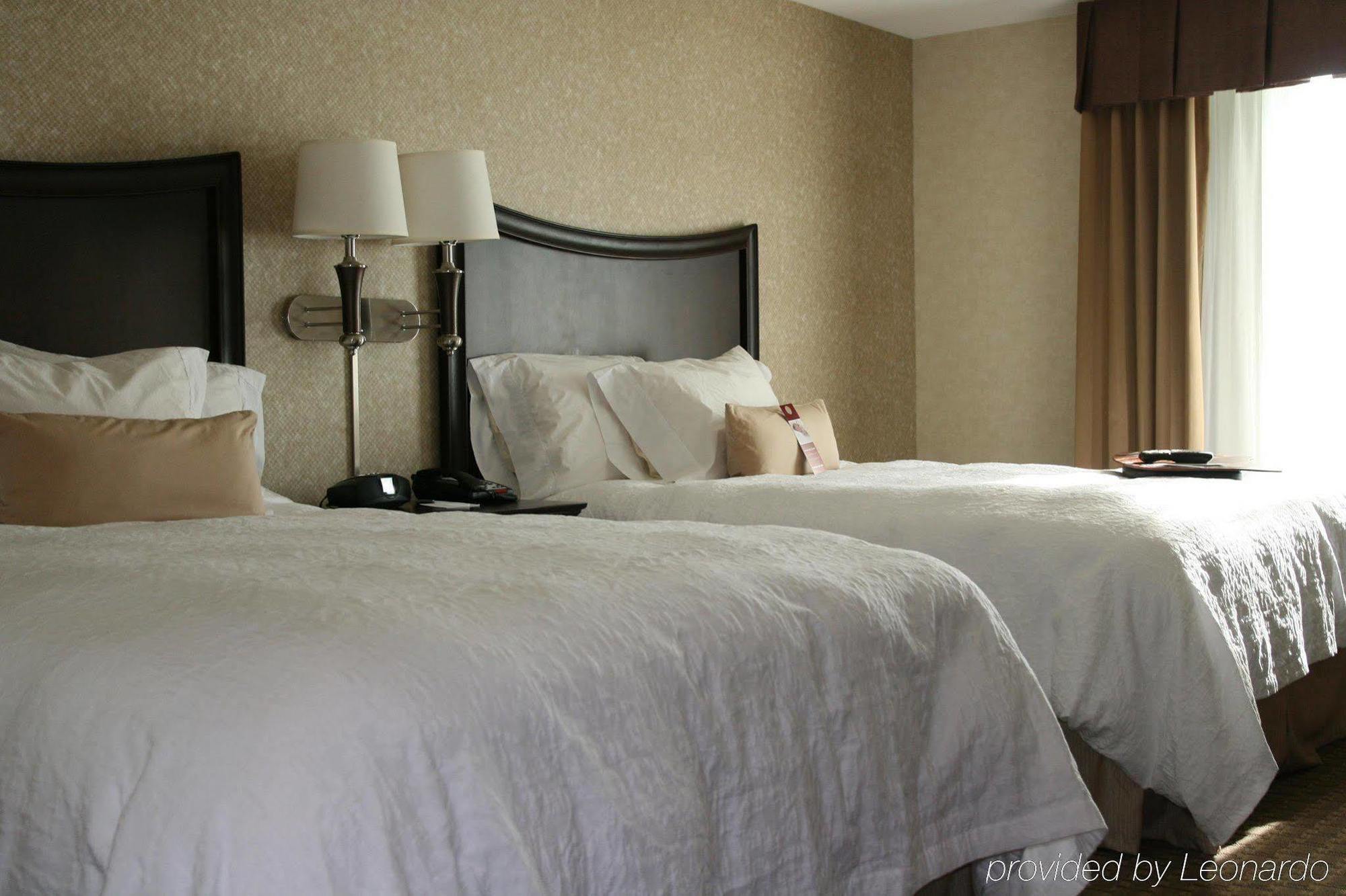 Hampton Inn & Suites Oakland Airport-Аламеда Номер фото